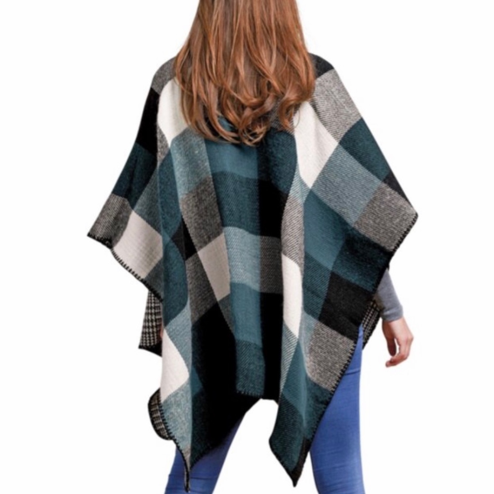Woolrich Reversible Blanket Wrap NWT - Picture 2 of 2
